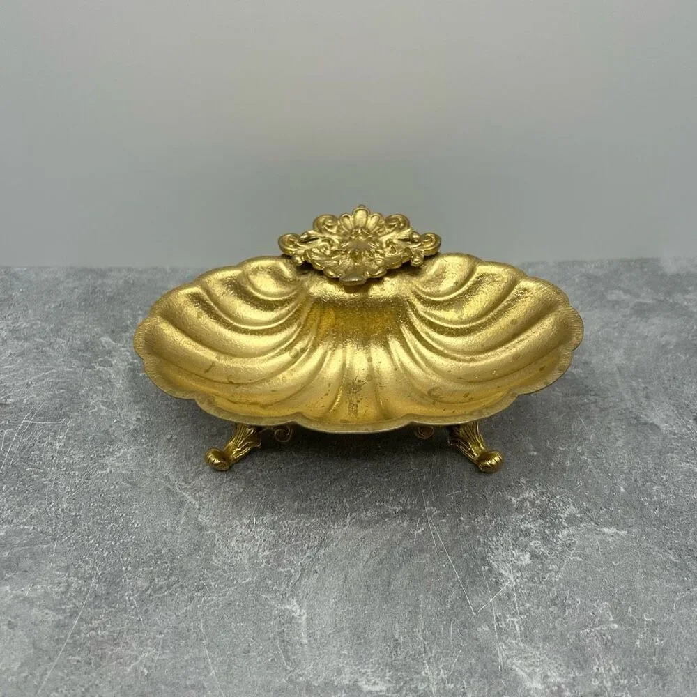 Vintage Matson Stylebuilt Gold Gilt Footed Shell Bathroom Vanity Soap Trinket Di